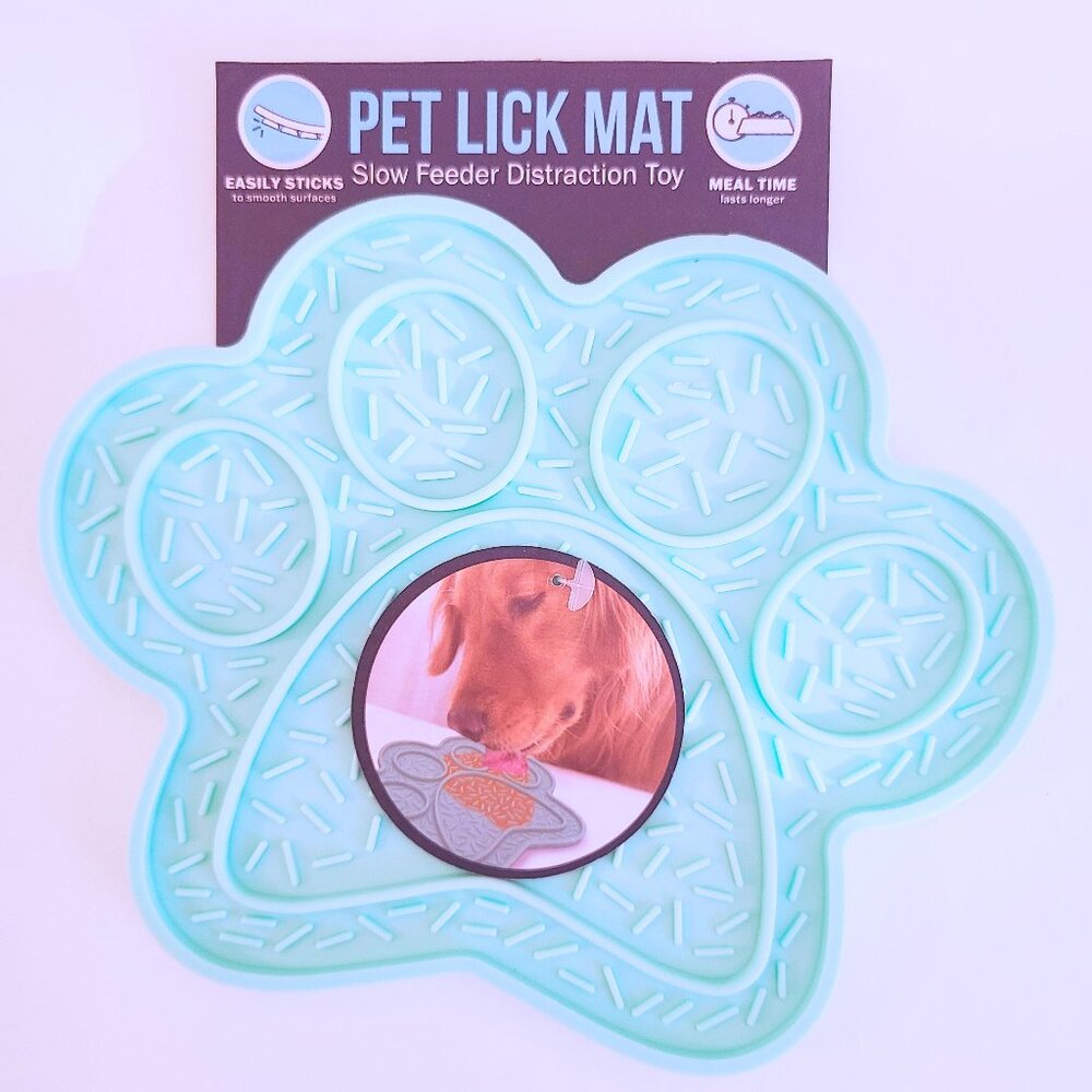 Pet Lick Mat Slow Feeder Distraction Toy - Mint Green